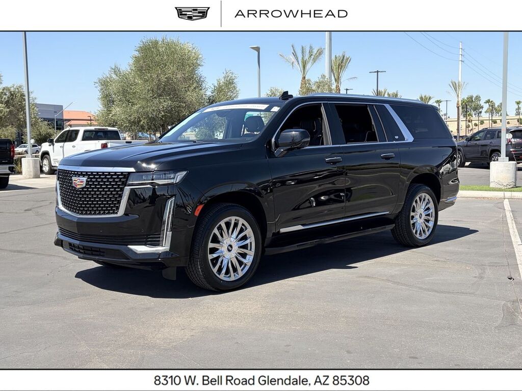 2022 Cadillac Escalade ESV — photo 1 of 6