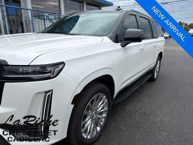 2023 Cadillac Escalade ESV — photo 1 of 7
