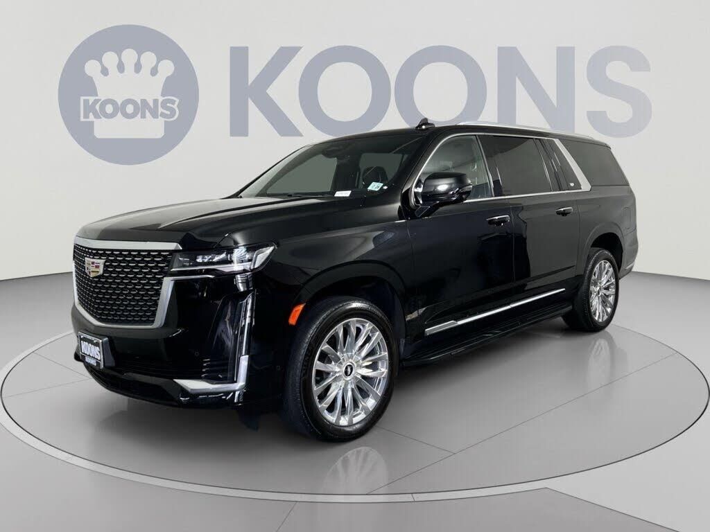 2023 Cadillac Escalade ESV Premium Luxury — photo 1 of 2