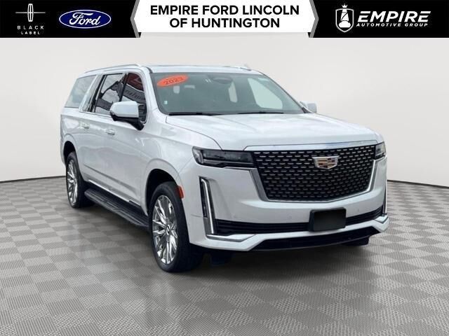 2023 Cadillac Escalade ESV Premium Luxury