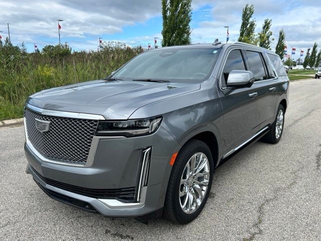 2022 Cadillac Escalade ESV — photo 1 of 7