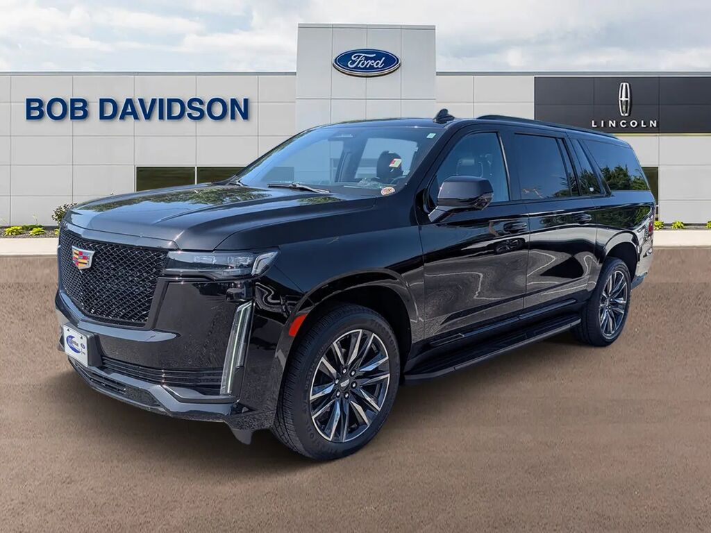 2022 Cadillac Escalade ESV Sport — photo 1 of 13