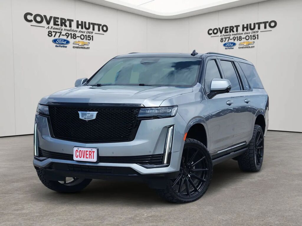 2023 Cadillac Escalade ESV Sport — photo 1 of 16