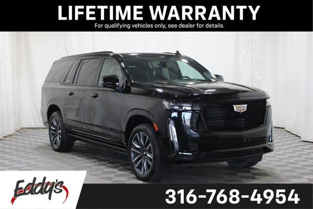 2023 Cadillac Escalade ESV Sport Platinum — photo 1 of 13