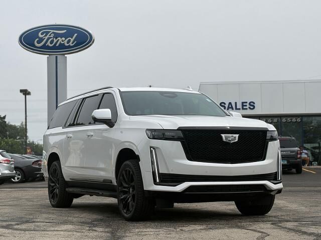 2023 Cadillac Escalade ESV Sport Platinum