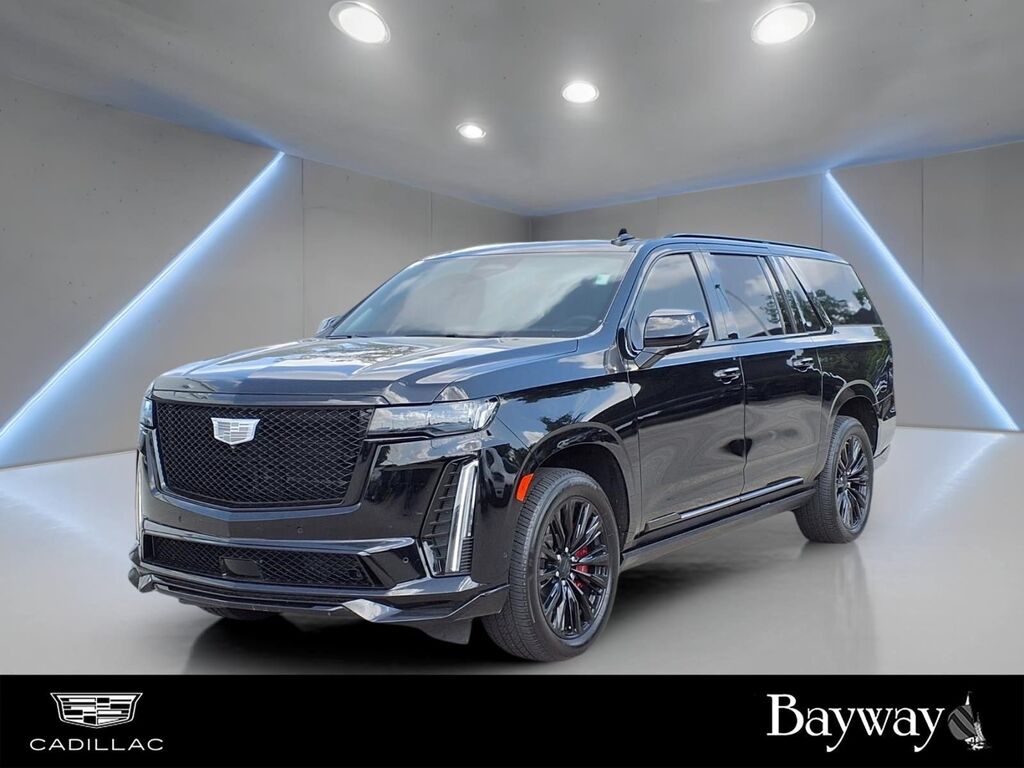 2023 Cadillac Escalade ESV — photo 1 of 7