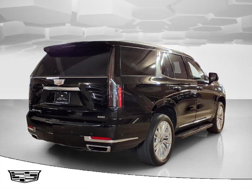 2025 Cadillac Escalade — photo 1 of 6