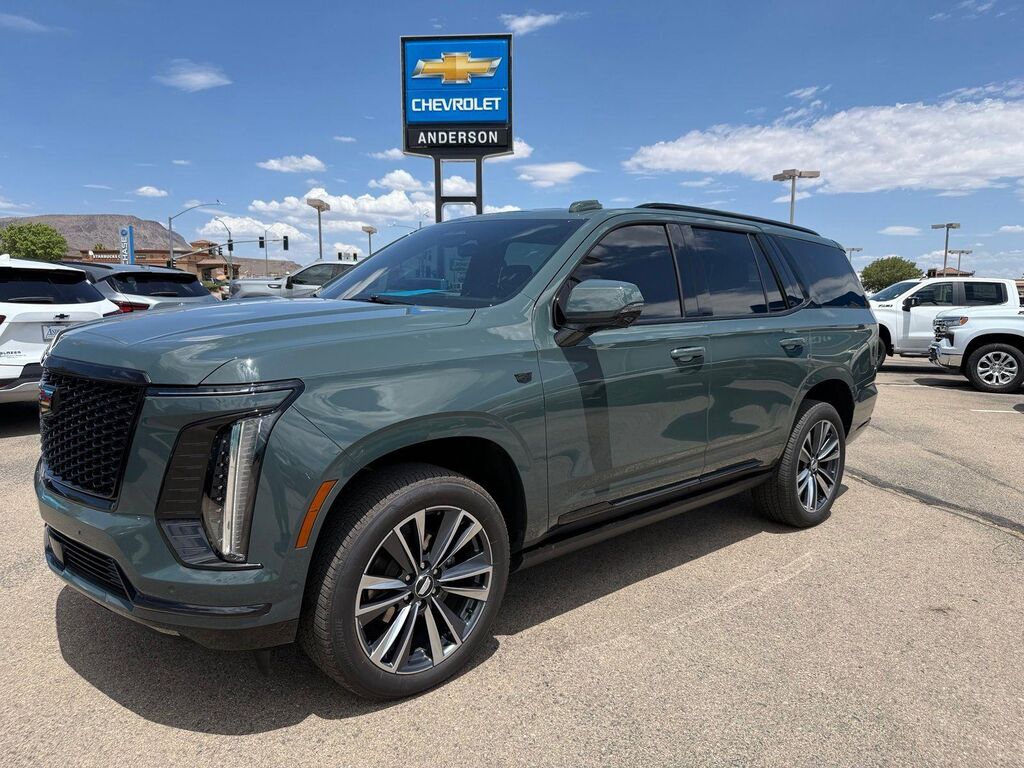 2025 Cadillac Escalade Sport — photo 1 of 13