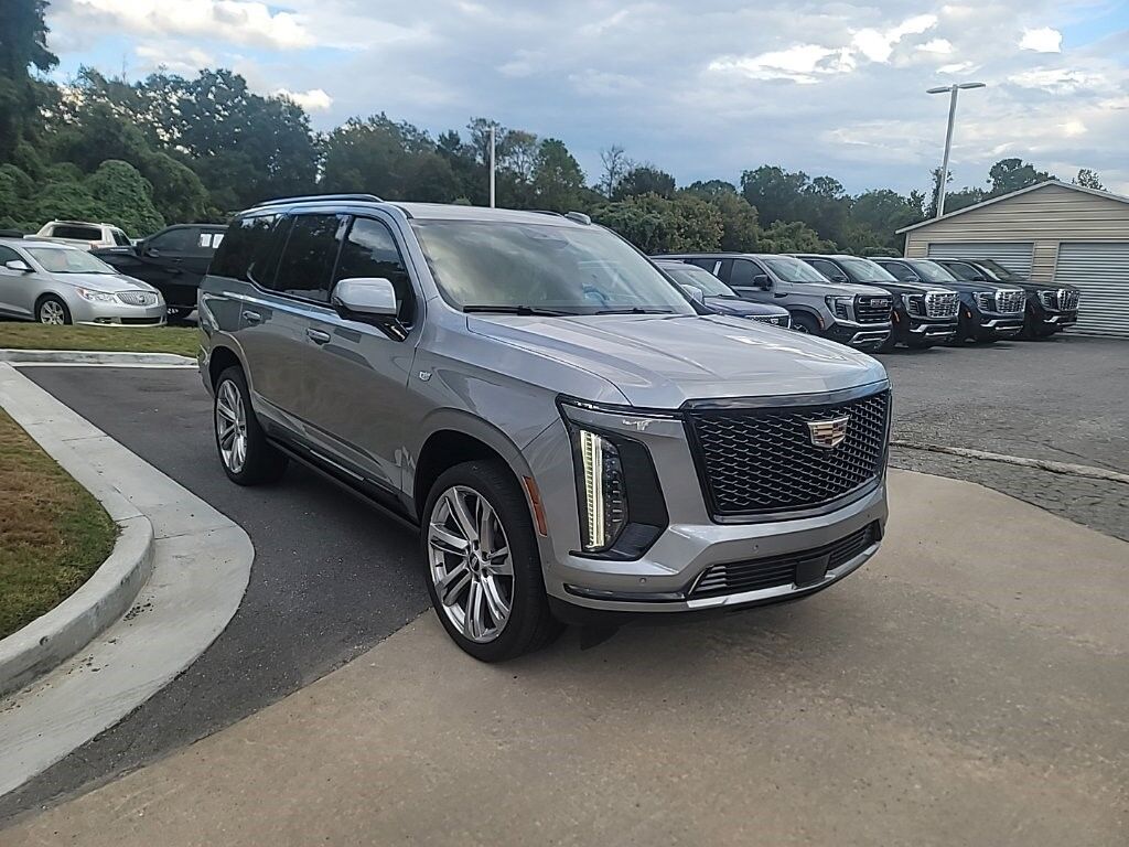 2025 Cadillac Escalade — photo 1 of 7