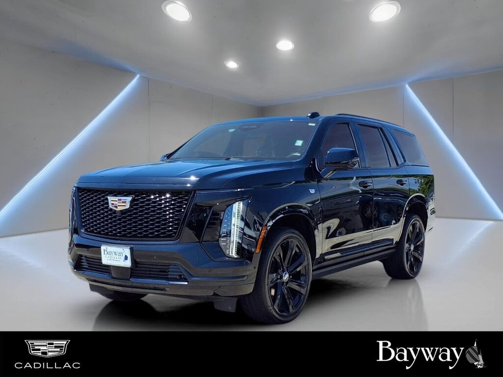 2025 Cadillac Escalade — photo 1 of 7