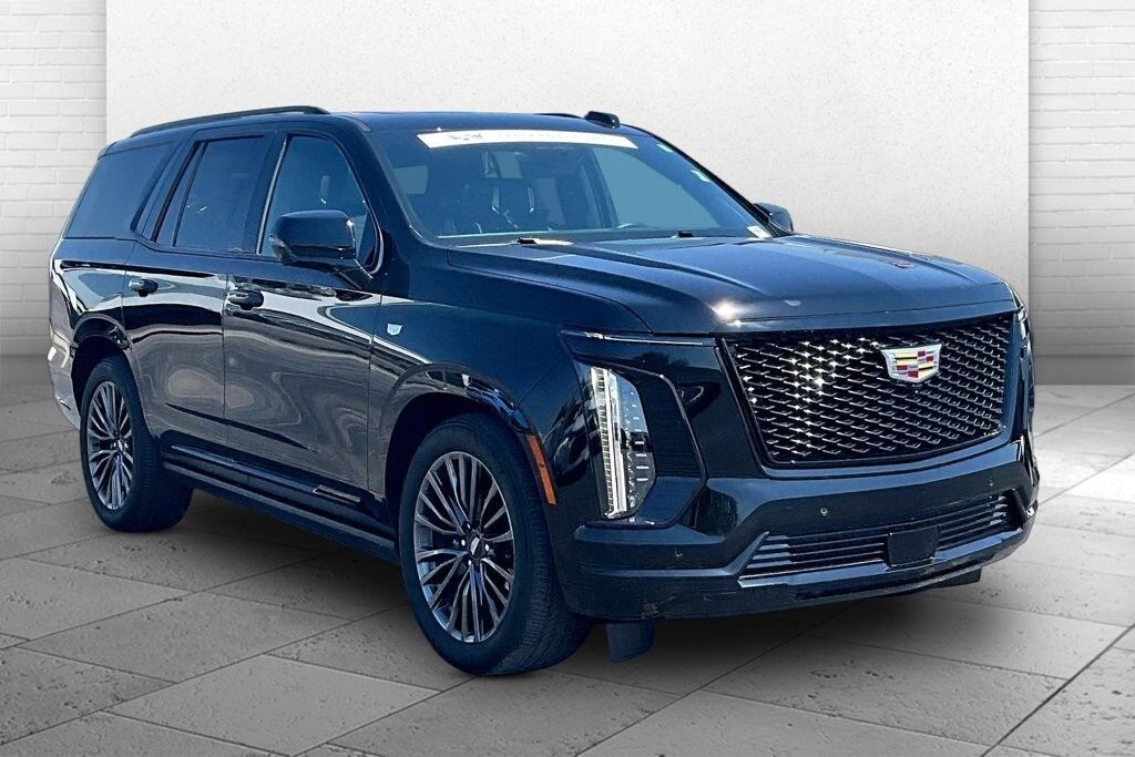 2025 Cadillac Escalade — photo 1 of 7