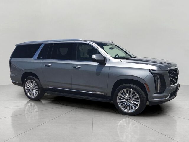 2025 Cadillac Escalade ESV