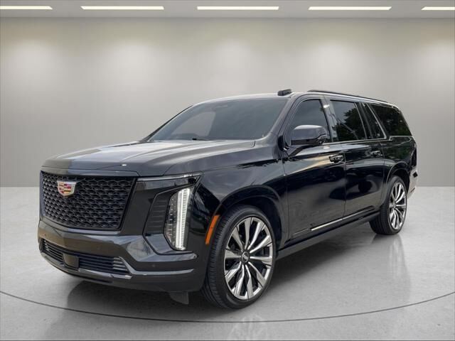 2025 Cadillac Escalade ESV Premium Luxury — photo 1 of 13