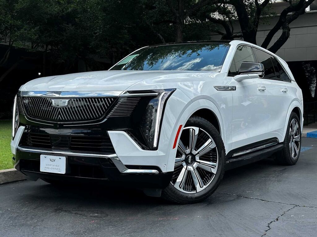 2025 Cadillac Escalade IQ — photo 1 of 7