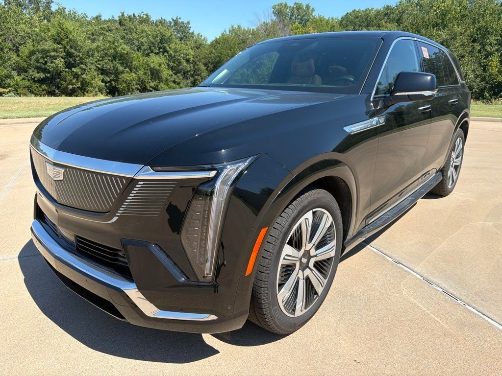 2025 Cadillac Escalade IQ — photo 1 of 7