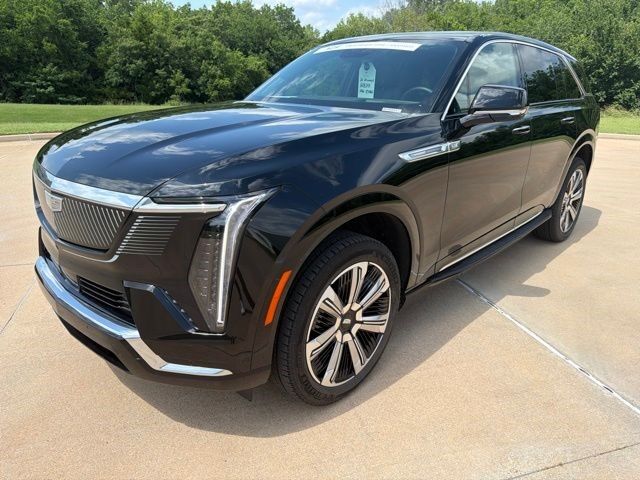 2025 Cadillac Escalade IQ — photo 1 of 7