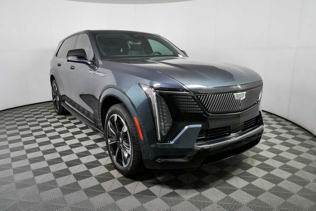 2025 Cadillac Escalade IQ — photo 1 of 7
