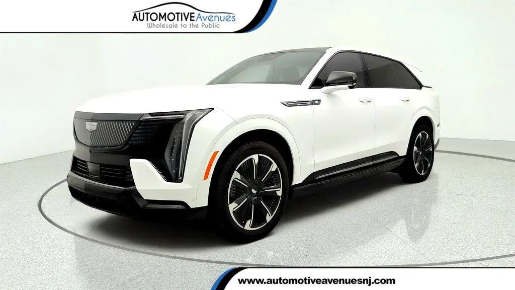 2025 Cadillac Escalade IQ Sport 2 — photo 1 of 4