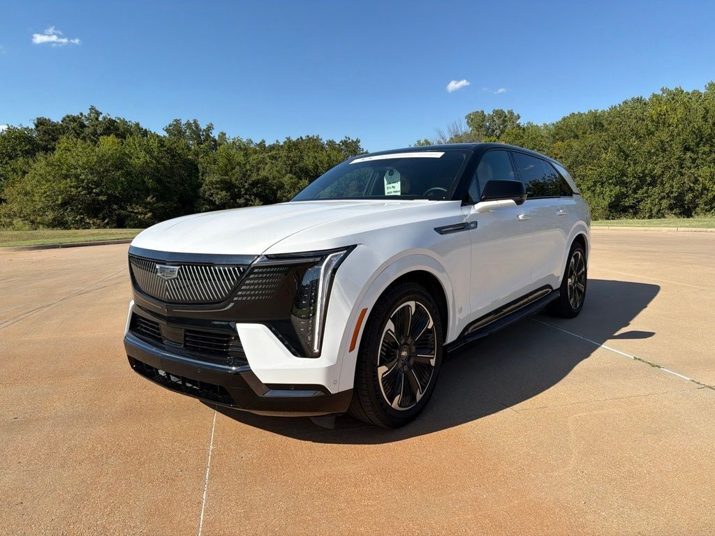 2025 Cadillac Escalade IQ — photo 1 of 7