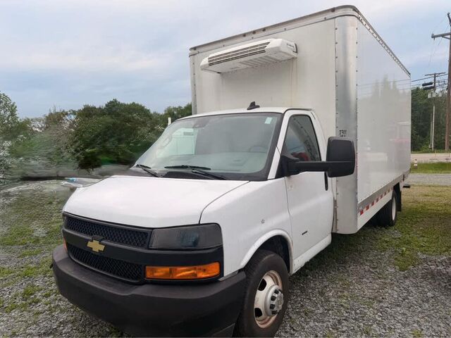 2024 Chevrolet Express 3500