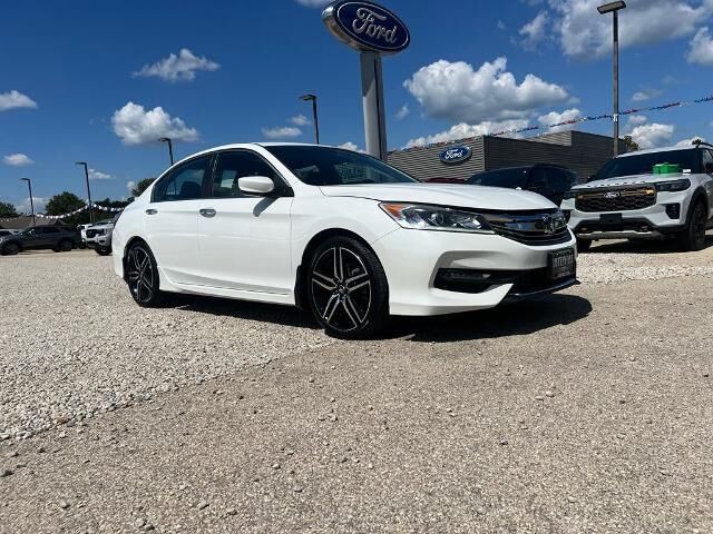 2017 Honda Accord Sport Special Edition — photo 1 of 13