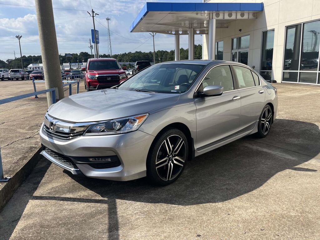 2017 Honda Accord Sport Special Edition — photo 1 of 8