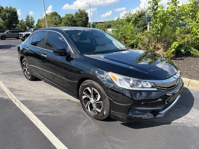 2017 Honda Accord LX — photo 1 of 10