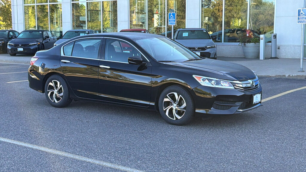 2016 Honda Accord Sedan LX — photo 1 of 7