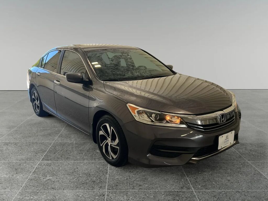 2017 Honda Accord LX — photo 1 of 13
