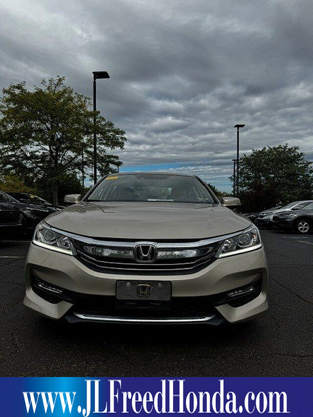 2016 Honda Accord Sedan EX w/Leather, Navigation & Hon