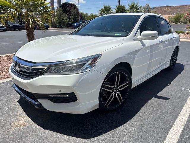 2017 Honda Accord Sedan Touring — photo 1 of 13