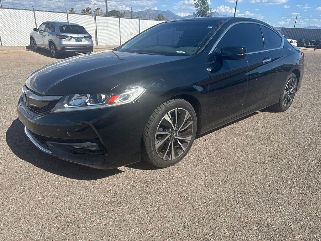 2017 Honda Accord EX — photo 1 of 13