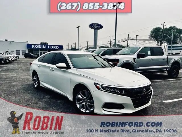 2019 Honda Accord LX — photo 1 of 10