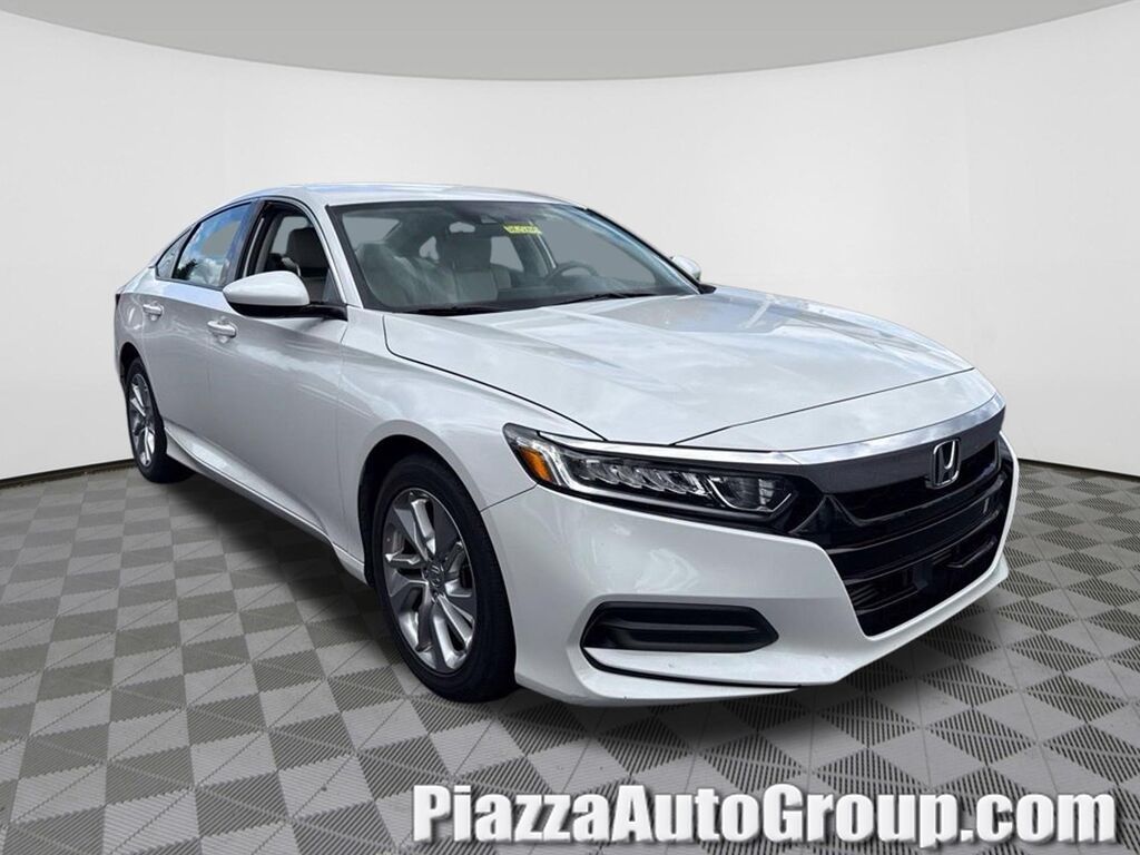 2020 Honda Accord Sedan LX — photo 1 of 7