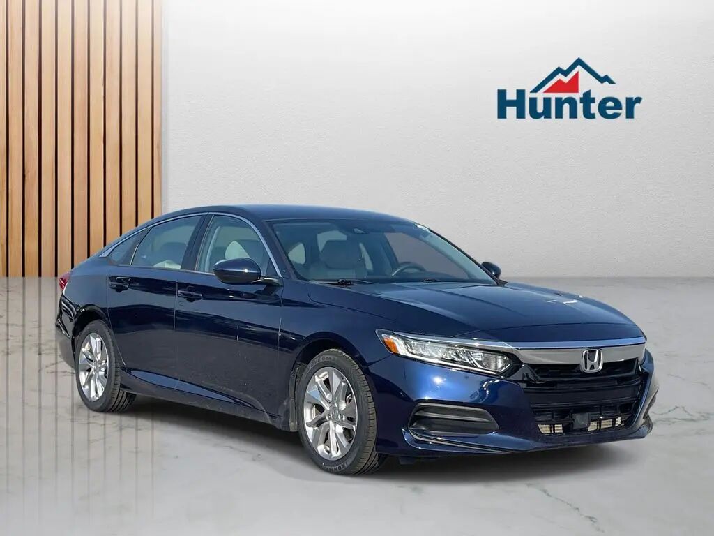 2018 Honda Accord LX — photo 1 of 13