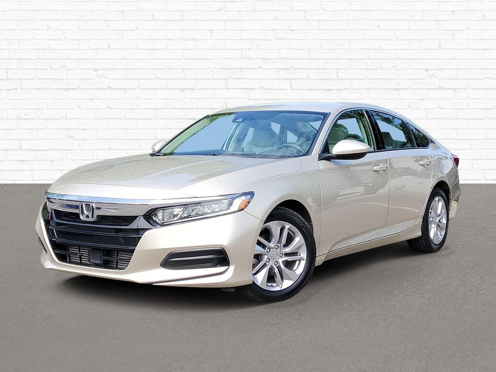 2018 Honda Accord LX — photo 1 of 13