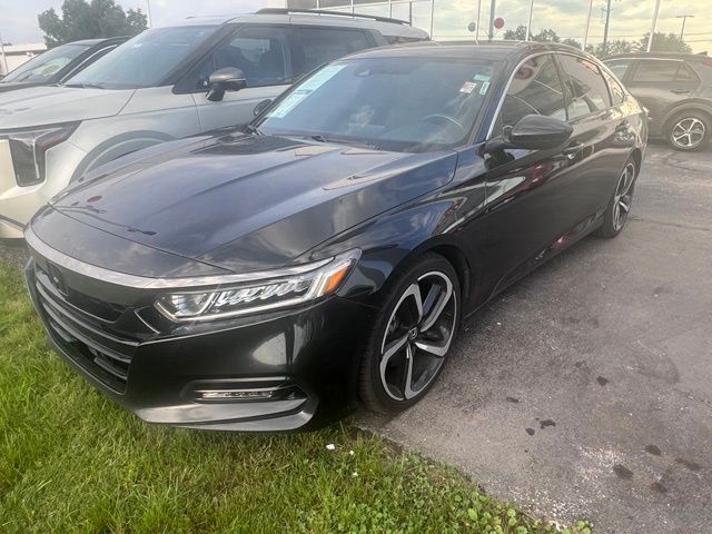 2019 Honda Accord Sedan Sport — photo 1 of 10