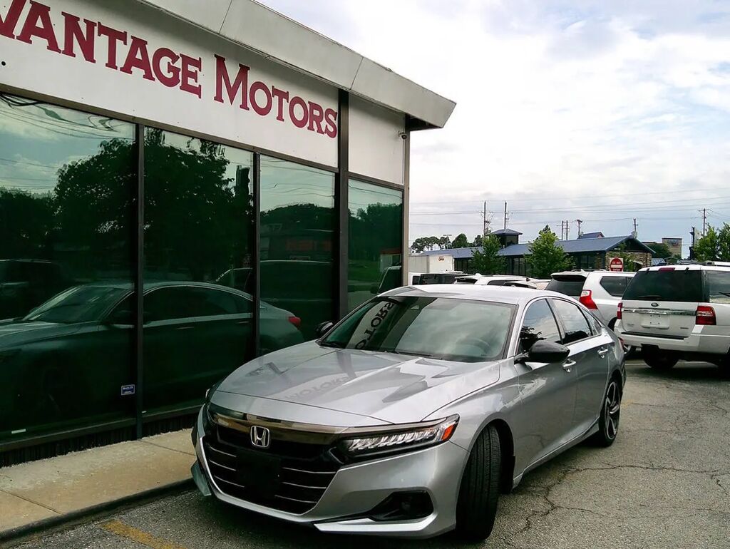 2022 Honda Accord Sport — photo 1 of 13
