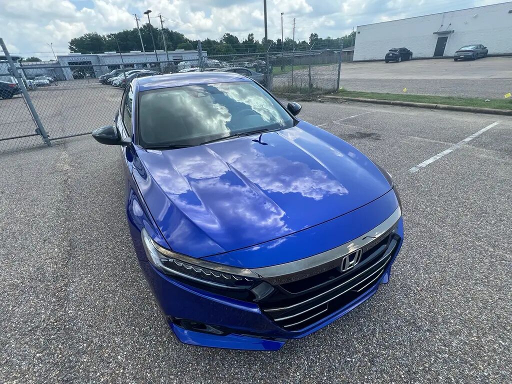 2022 Honda Accord Sport — photo 1 of 37