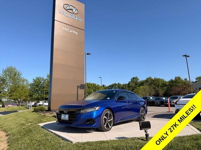 2022 Honda Accord Sport — photo 1 of 39