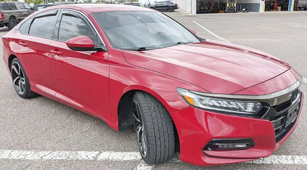2020 Honda Accord Sport — photo 1 of 13
