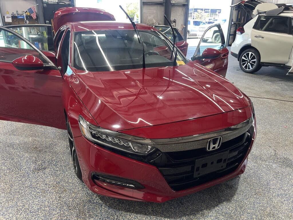 2020 Honda Accord Sport — photo 1 of 1