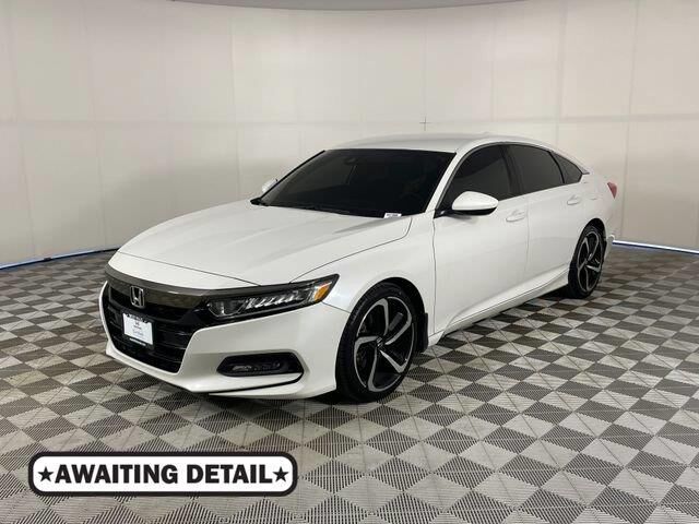 2019 Honda Accord Sport — photo 1 of 8