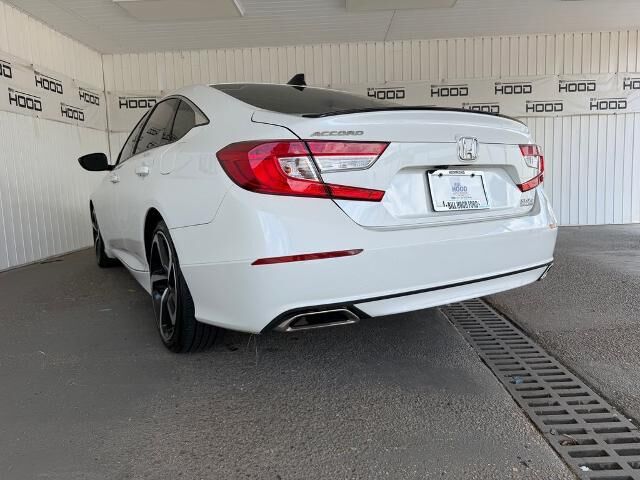 2022 Honda Accord Sport Special Edition — photo 1 of 33