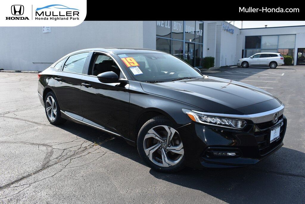 2019 Honda Accord EX — photo 1 of 11