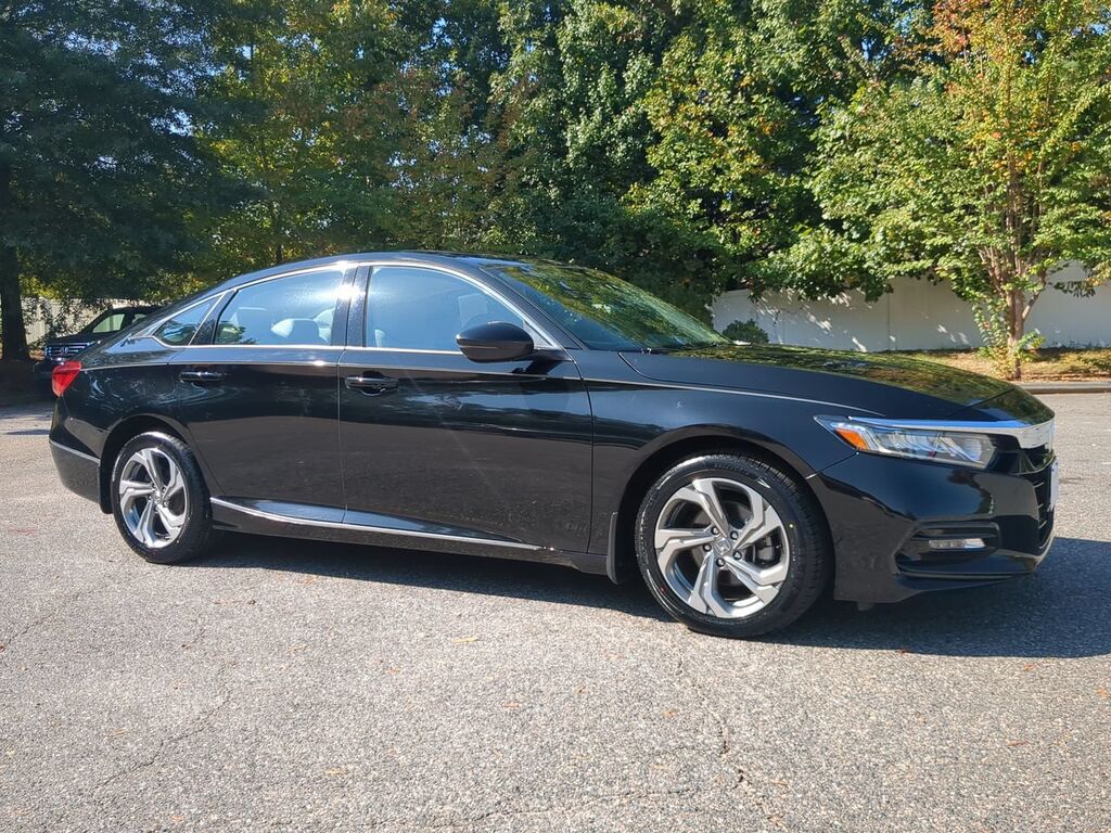 2018 Honda Accord Sedan EX w/Leather — photo 1 of 7