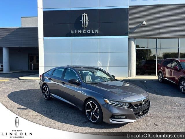 2018 Honda Accord Sport — photo 1 of 26