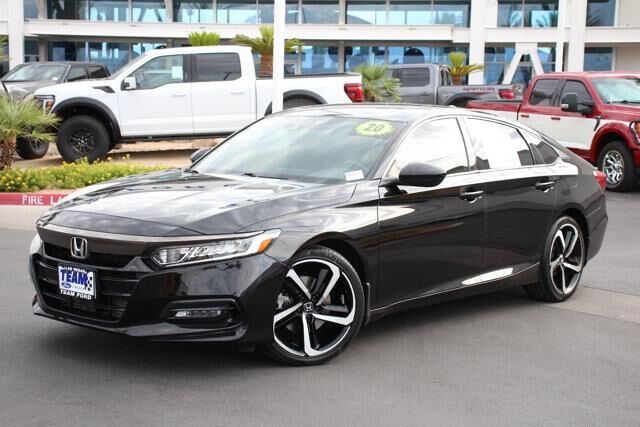 2020 Honda Accord Sport — photo 1 of 26