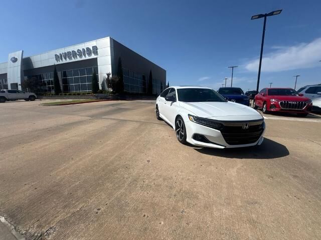 2022 Honda Accord Sport — photo 1 of 38