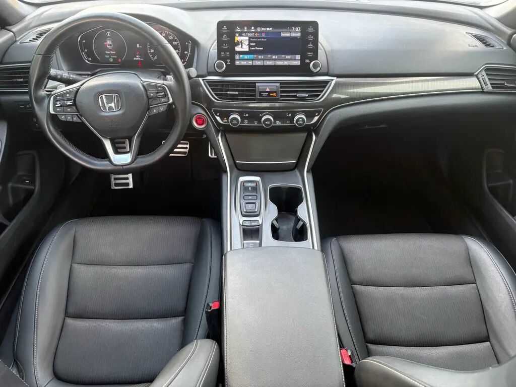 2022 Honda Accord Sport — photo 1 of 26